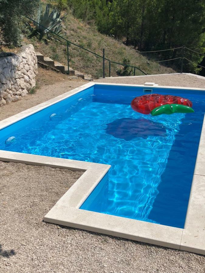 Holiday Home Gandalj_2 ロクヴァ・ロゴズニツァ エクステリア 写真